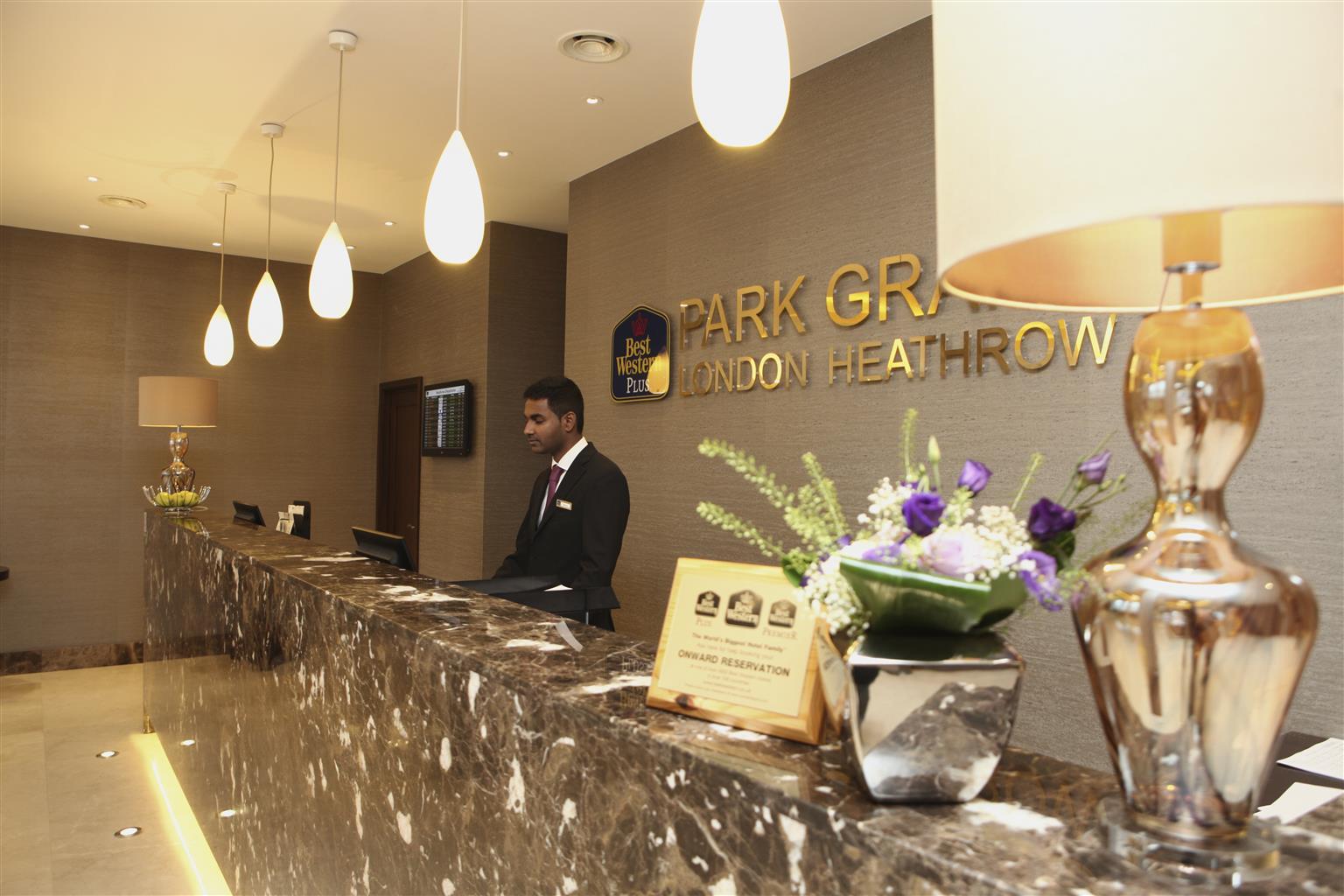 Park Grand Heathrow Hotel Hounslow Kültér fotó