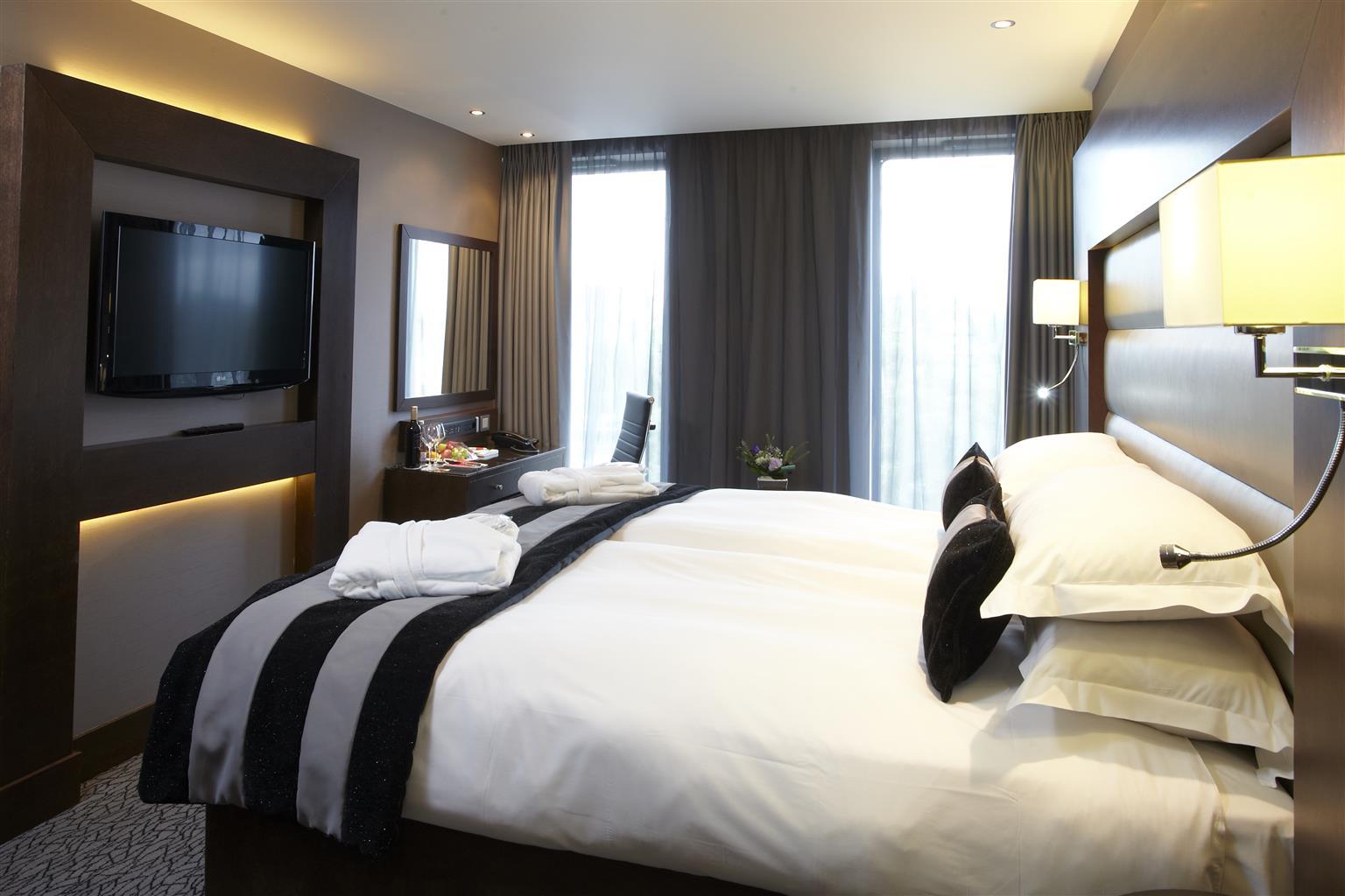 Park Grand Heathrow Hotel Hounslow Kültér fotó