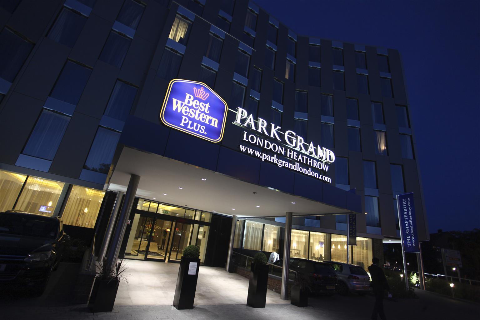 Park Grand Heathrow Hotel Hounslow Kültér fotó